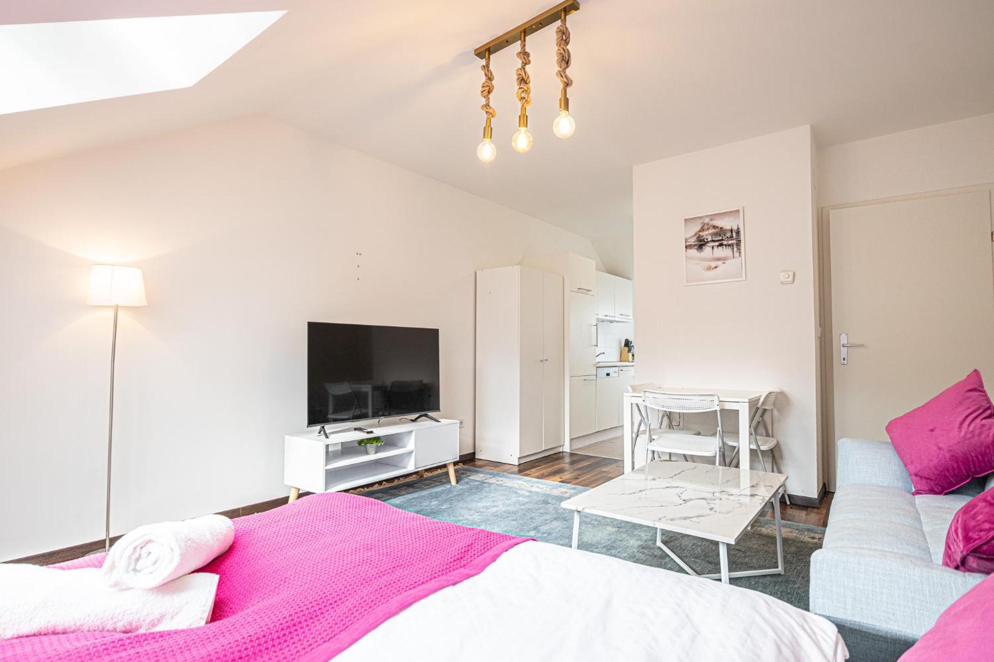 Airy Attic Apt.: Stylish Studio At Penzing Area Wien Ngoại thất bức ảnh